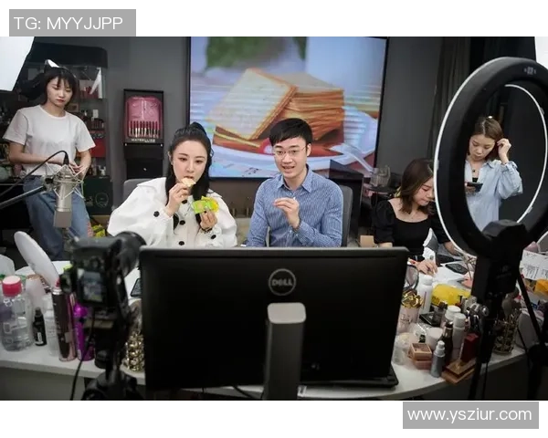 足球明星携手直播带货新潮流引领消费热潮助力品牌推广